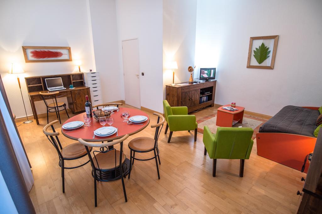 Privilodges Chateau Perrin Grenoble Ngoại thất bức ảnh