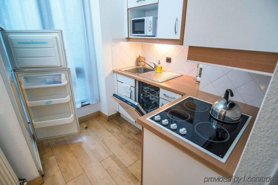 Privilodges Chateau Perrin Grenoble Ngoại thất bức ảnh