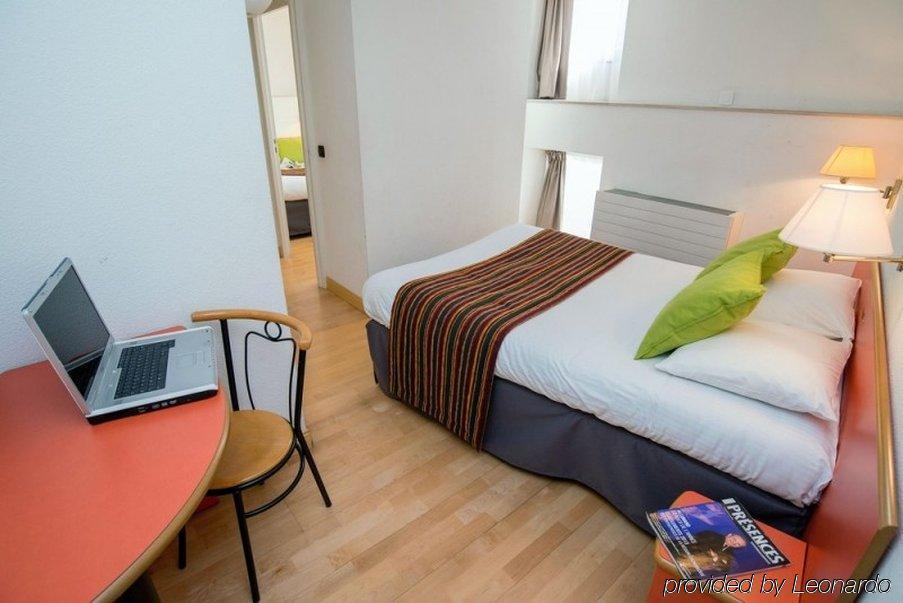 Privilodges Chateau Perrin Grenoble Ngoại thất bức ảnh